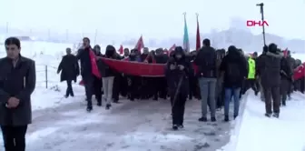 Elazığ şehit polis memuru fethi sekin, kabri başında anıldı