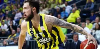 Joffrey Lauvergne, Fenerbahçe Beko'da kalacağını açıkladı