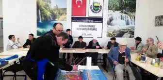 Huzurevi sâkinleri hayatın renklerini paylaşıyor