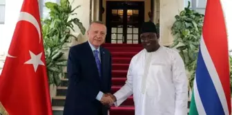 Cumhurbaşkanı Erdoğan, Gambiya Devlet Başkanı Barrow ile başbaşa görüştü