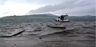 Ayvalık sahilinde bazı balıkçı tekneleri fırtınada alabora oldu