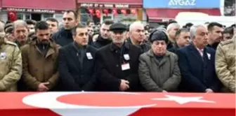 Van'daki çığ düşmesinde şehit olan Karslı Uzman Çavuş son yolculuğuna uğurlandı