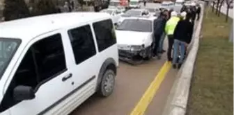 Kırıkkale'de 3 araçlı trafik kazası: 1 yaralı