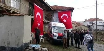 Uşak Valisi Kocabıyık'tan şehit ailesine taziye ziyareti