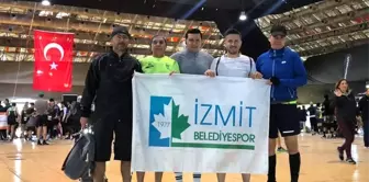 İzmit Belediyesi sporlu atletlerden 5 madalya