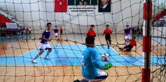 Futsal Yıldız Erkekler müsabakaları başladı