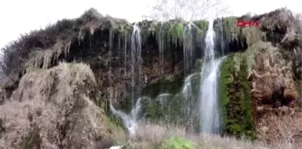 Heyelan nedeniyle çöken Güney Şelalesi, yeniden çağlıyor