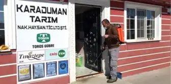 Dumlupınar'da esnafların iş yerleri dezenfekte ediliyor