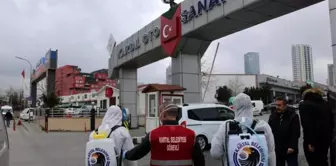 Kartal'da ambulanslar ve oto sanayi siteleri dezenfekte edildi