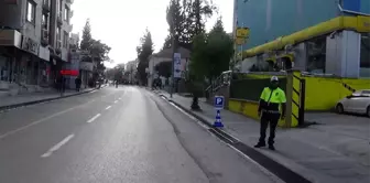 Hatay'ın bazı ilçelerinde caddeler ve sokaklar trafiğe kapatıldı