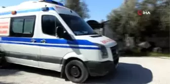 Burhaniye'de belediye ambulanslar için dezenfekte alanı oluşturdu