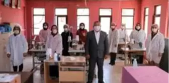 Ormanlı Belediyesi maske üretip halka dağıtıyor