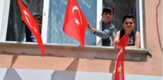 Görele Belediyesi'nden bayrak seferberliği