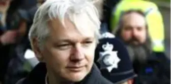 Julian Assange'ın partneri: Hapishanede koronavirüs salgını var, Assange'ın hayatı tehlikede