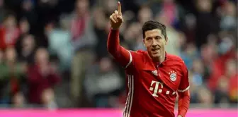 Lewandowski kariyerinin en iyi sezonunu rekorla taçlandırmayı hedefliyor