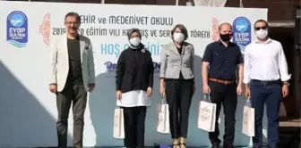 Şehir ve Medeniyet Okulu'nun sertifika töreni yapıldı