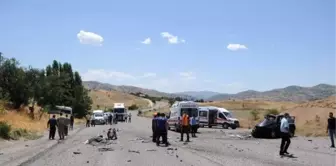 Tunceli'de servis midibüsü ile otomobil çarpıştı: 1 ölü, 17 yaralı (3)