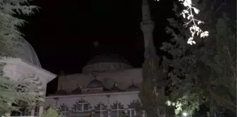 Kayseri'de, minareden atlayan genç yaralandı