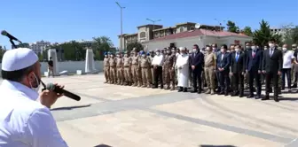 Siirt'te Kurban Bayramı arifesinde şehitlik ziyareti