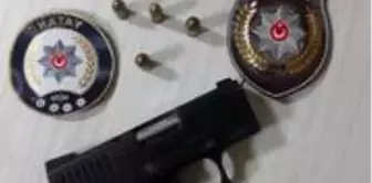 Hatay'da Glock marka tabanca ele geçirildi