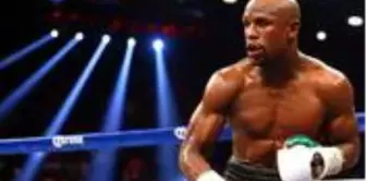 Ünlü boksör Floyd Mayweather'in toplam kariyer kazancı, izle ve öde gelirleriyle 23.2 milyar TL'ye yükseldi