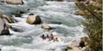 Zap Suyu'nda rafting heyecanı