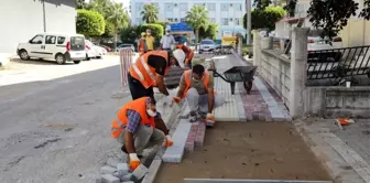 Manavgat Belediyesi'nden Emek ve Sinan Mahallesi'ne kaldırım çalışması