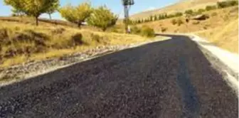 Kuluncak'ta asfaltsız yol kalmayacak