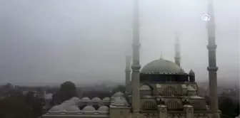 Selimiye Mosque covered in morning fog