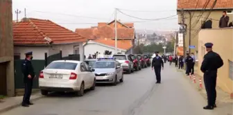 Eski Kosova Meclis Başkanı Krasniçi'nin evine baskın düzenlendi