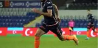 Mehmet Topal, Başakşehir'de ilk golünü attı