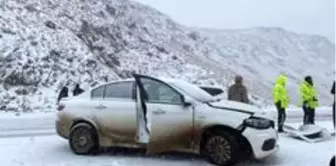 Son dakika haber! Erzincan'da trafik kazası: 5 yaralı