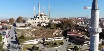 Mimar Sinan 445 yıl önce kendisini yaptı, şimdi meydanı yapılamıyor