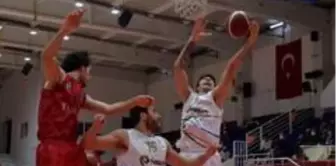 Basketbol Süper Ligi: Aliağa Petkim: 67 - Gaziantep Basketbol: 66