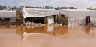 Çadır kampı su bastı, çok sayıda sığınmacı mağdur oldu