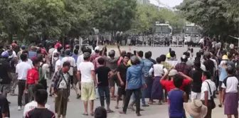 Son dakika haber | Myanmar'da güvenlik güçleri protestoculara ateş açtı: 2 ölü