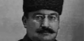 Yunus Nadi kimdir? Yunus Nadi Abalıoğlu kimdir, kaç yaşında, nereli, mesleği nedir? Yunus Nadi eserleri nedir? Yunus Nadi neden öldü?