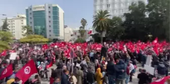 Gannuşi, Tunus'taki yürüyüşü, 10 yıl önceki devrim gösterilerine benzetti