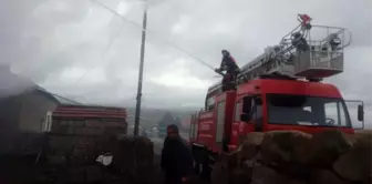 Son dakika haberi! Tomarza'daki yangında ev kullanılamaz hale geldi