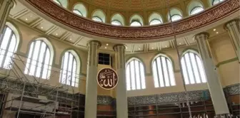 TAKSİM'DEKİ CAMİNİN İÇİ DRONE İLE GÖRÜNTÜLENDİ -1