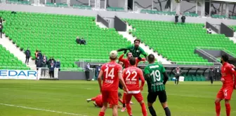 2. Lig: Sakaryaspor: 0 Pendikspor: 0