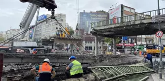 Beşiktaş-Ortaköy yolu trafiğe kapatıldı