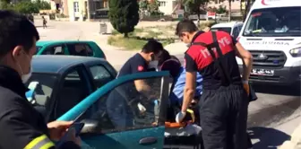 Burdur'da trafik kazasında otomobil devrildi: 2 yaralı