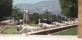 Son dakika haberleri... ABD Dışişleri Bakan Yardımcısı Sherman, Anıtkabir'i ziyaret etti