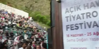 GÜMÜŞHANE - Açık hava tiyatro festivali başladı