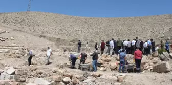 Afyonkarahisar Valisi Çiçek, Dinar'da incelemelerde bulundu