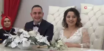 Başkan Aydın'ın katıldığı nikah merasimi neşeli anlara ev sahipliği yaptı