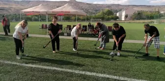 Çim Hokeyi müsabakalarını tamamladı