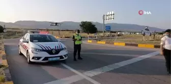 Jandarma bayram trafiğini havadan denetledi