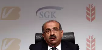 SGK ile 3 banka arasında, emekli olabilecek sigortalılara yönelik 'kredi iş birliği protokolü' imzalandı